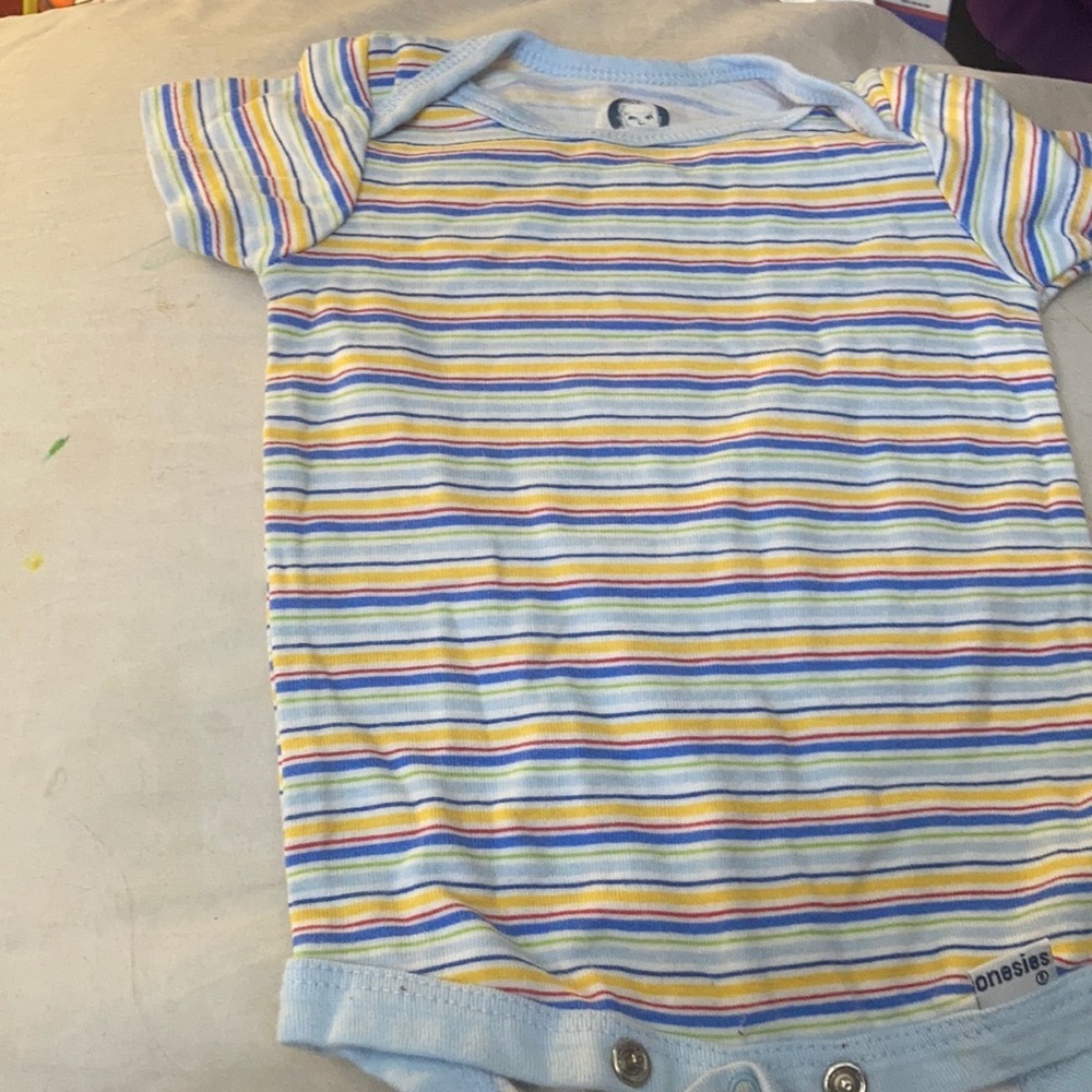 Gerber Infant one Piece 6 to 9 months